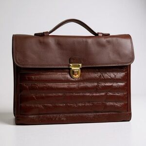 Vintage 1980’s Leather Carrying Brief